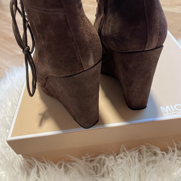 Michael Kors Jada Ankle Boot - Picture 3 of 6